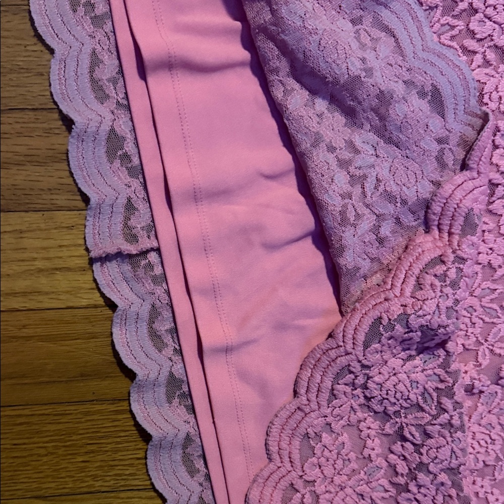 Beautiful Torrid Blush Pink Lace Pencil Skirt - Picture 5 of 6